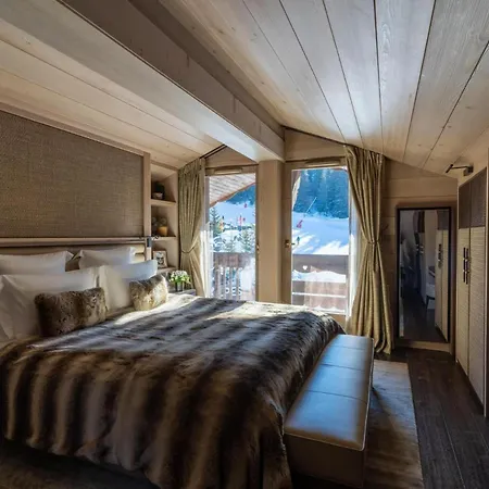 Gerendaház Apartament Posher Courchevel